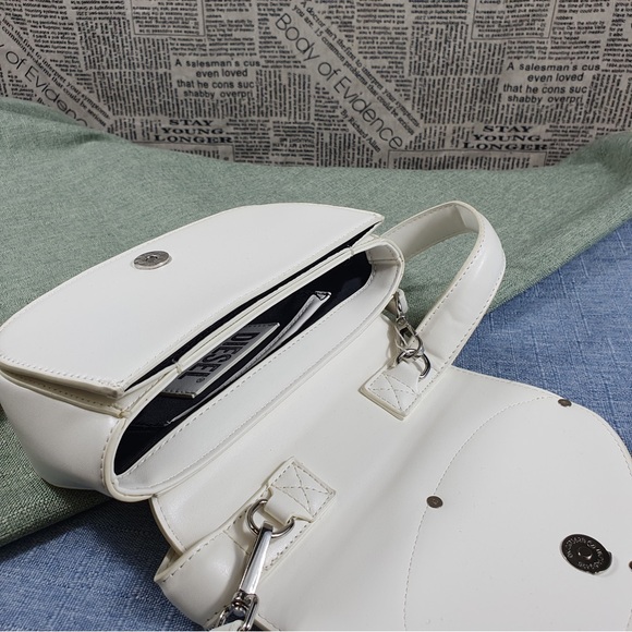 Diesel Bag - 1DR - Picture 6 of 6